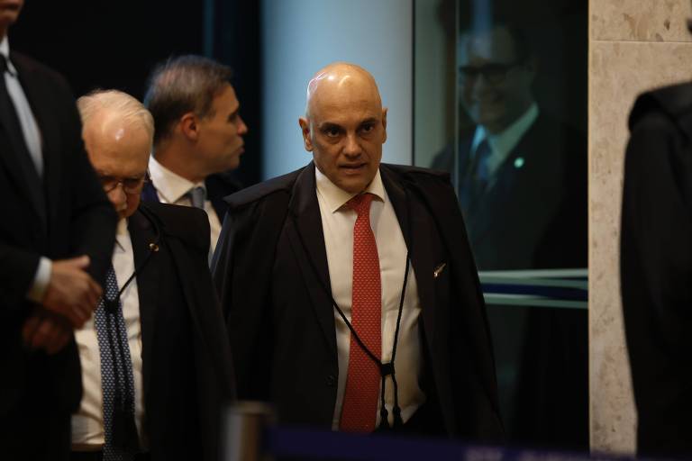 STF inicia interrogatórios